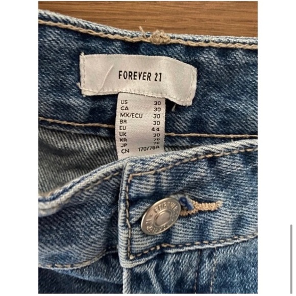 FOREVER 21 Wide Leg Cargo Jeans - Picture 8 of 10